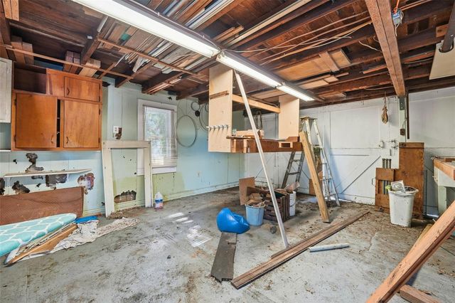 30930 COUNTY ROAD 437, Sorrento, FL 32776