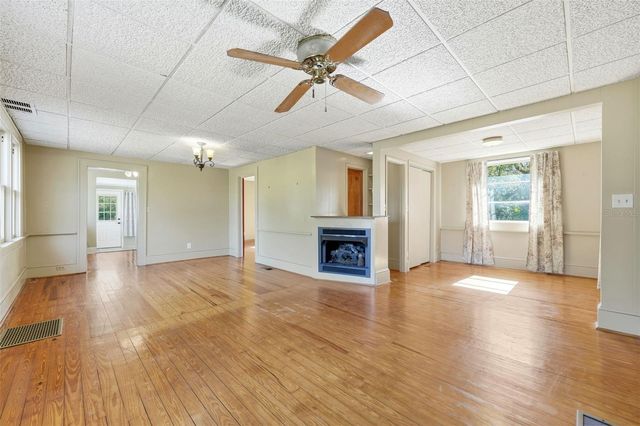 30930 COUNTY ROAD 437, Sorrento, FL 32776