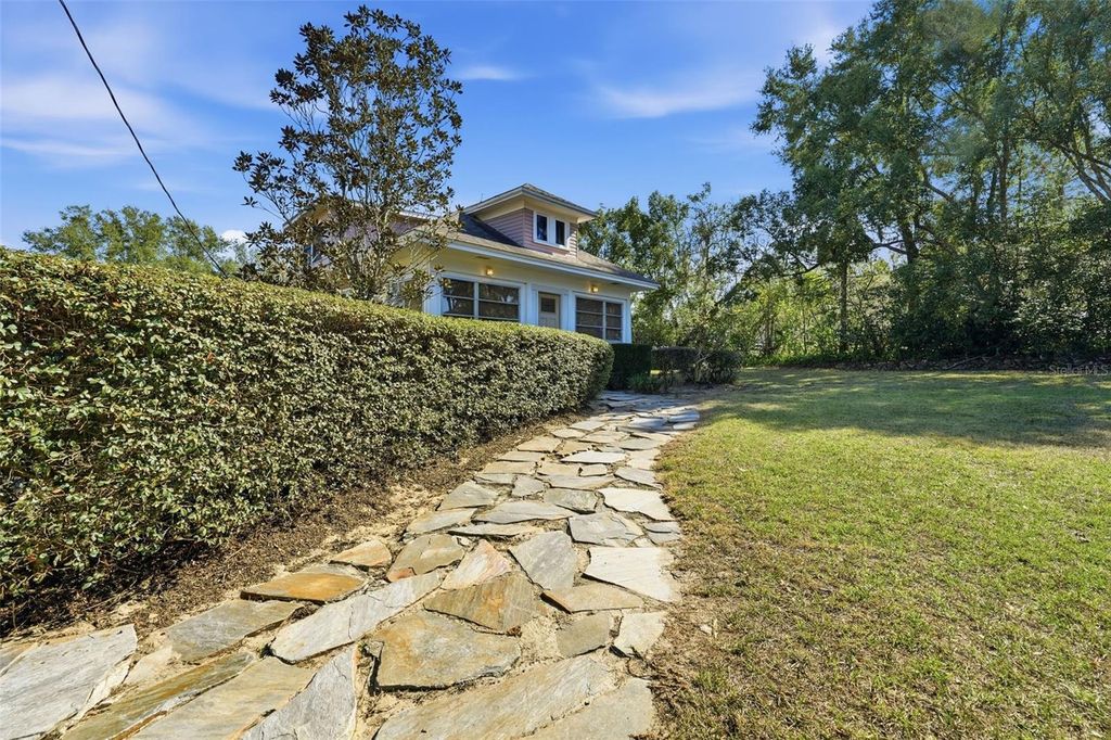 Image 3 of property listing at 30930 COUNTY ROAD 437, Sorrento, FL 32776