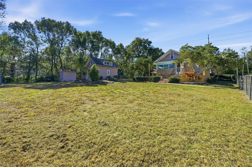 Image 50 of property listing at 30930 COUNTY ROAD 437, Sorrento, FL 32776