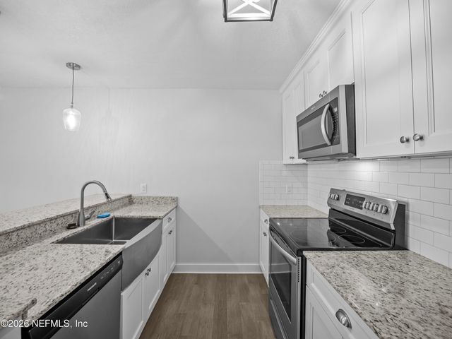 5494 STANFORD Road, Jacksonville, FL 32207