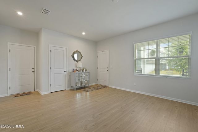 1125 Salem Bay Drive, Beaufort, SC 29902