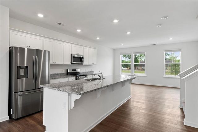15 Constitution Avenue, Pendergrass, GA 30567