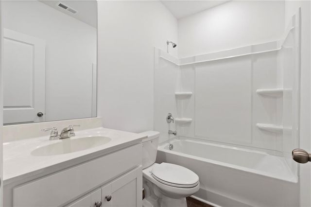 15 Constitution Avenue, Pendergrass, GA 30567