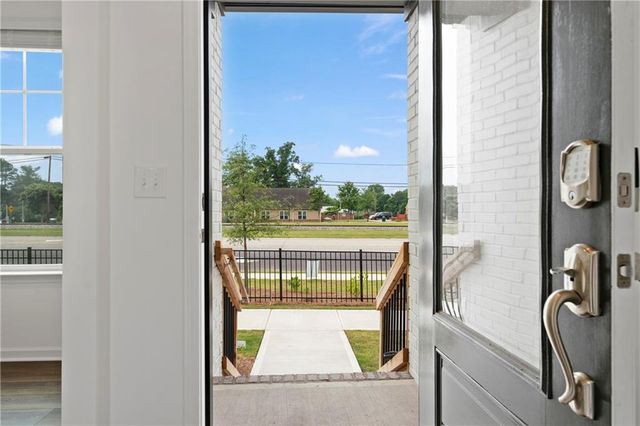 15 Constitution Avenue, Pendergrass, GA 30567