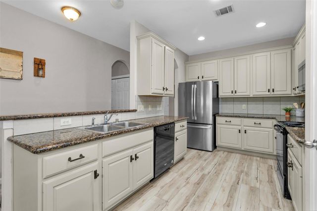 13434 Hilton Head Drive, Montgomery, TX 77356