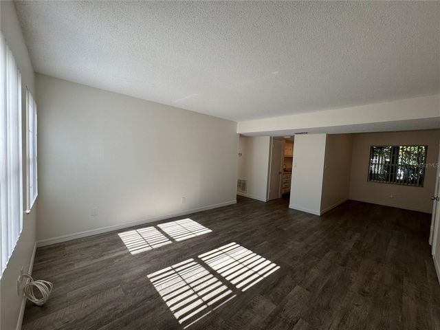 523 S SUMMERLIN AVENUE 1, Orlando, FL 32801