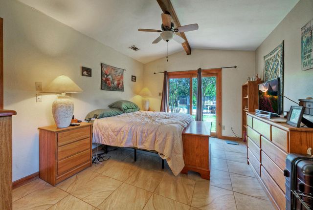 2300 Robin RD, Manchaca, TX 78652