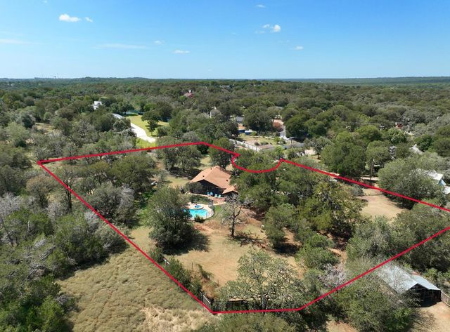 2300 Robin RD, Manchaca, TX 78652