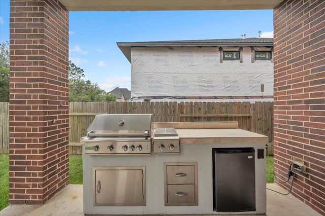 1206 Belgravia Way, Houston, TX 77339