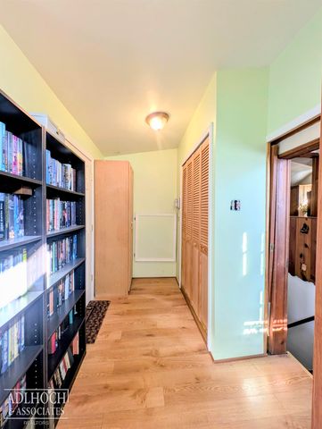 22515 Wildwood Road, Saint Clair Shores, MI 48081