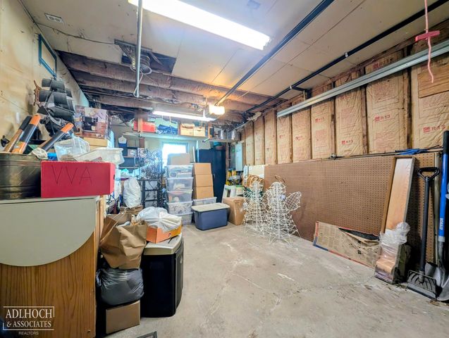 22515 Wildwood Road, Saint Clair Shores, MI 48081