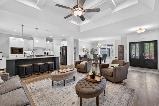 8 Siega Lane, Hot Springs Village, AR 71909