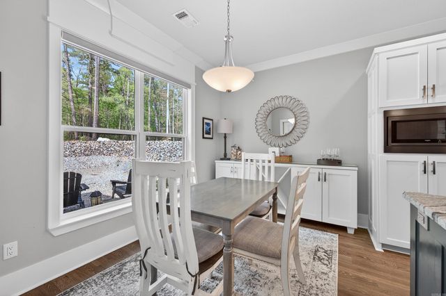 8 Siega Lane, Hot Springs Village, AR 71909