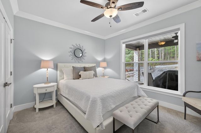 8 Siega Lane, Hot Springs Village, AR 71909