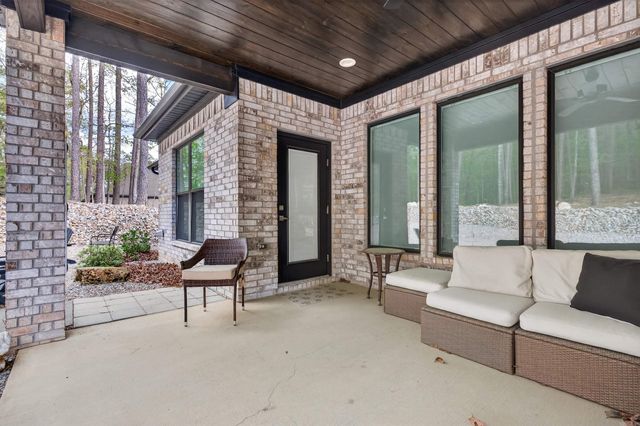 8 Siega Lane, Hot Springs Village, AR 71909