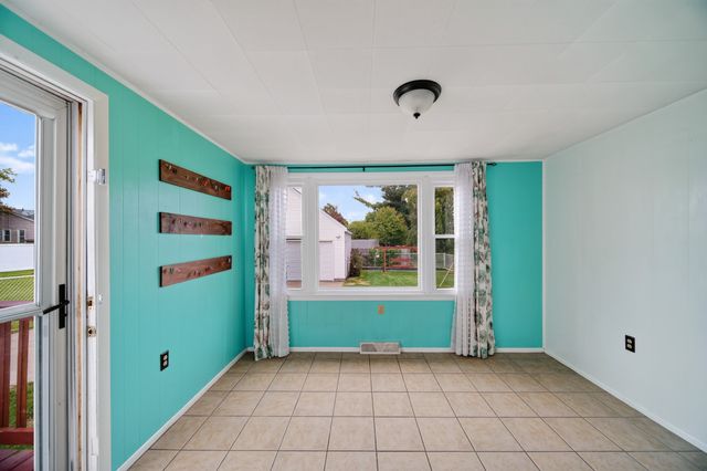 3413 WASHINGTON Avenue, Erie, PA 16508