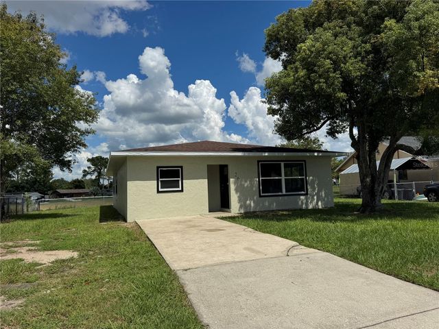 26 SPRING LOOP CIRCLE, Ocala, FL 34472
