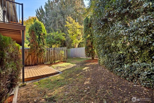 845 Kirkland Way, Kirkland, WA 98033