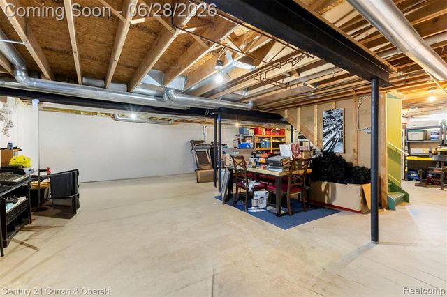 30537 Linden Court, Flat Rock, MI 48134