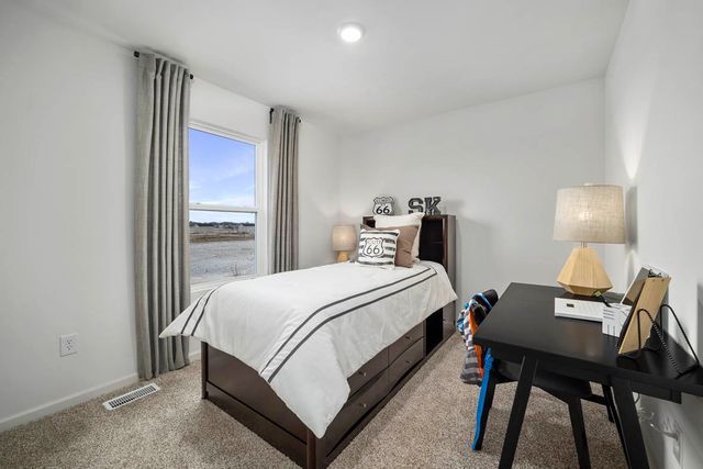 884 Briar Glen Court, Hampshire, IL 60140