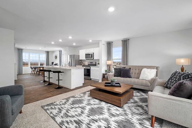 884 Briar Glen Court, Hampshire, IL 60140