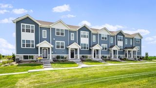 884 Briar Glen Court, Hampshire, IL 60140