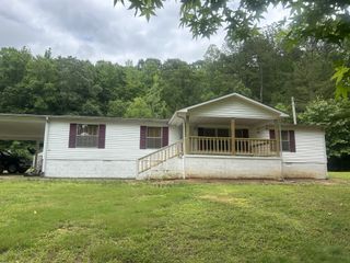 550 Sales Landing Rd, Camden, TN 38320