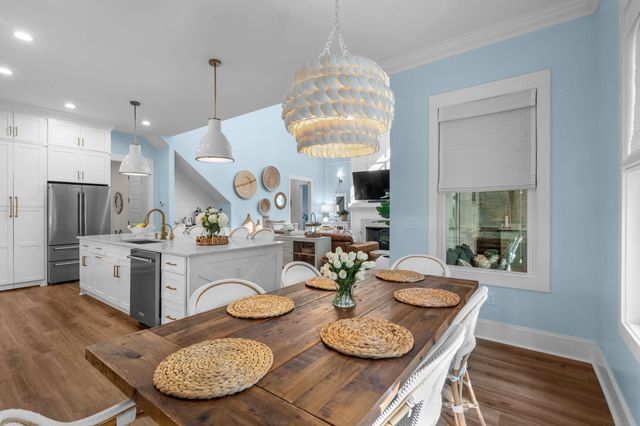 67 Rose Bud Ct., Murrells Inlet, SC 29576