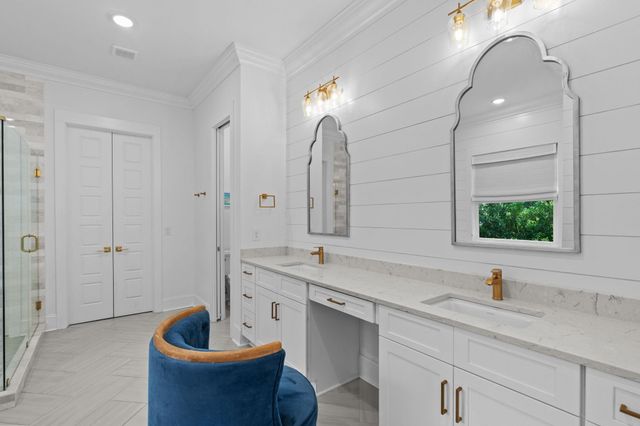 67 Rose Bud Ct., Murrells Inlet, SC 29576