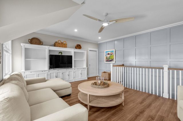 67 Rose Bud Ct., Murrells Inlet, SC 29576