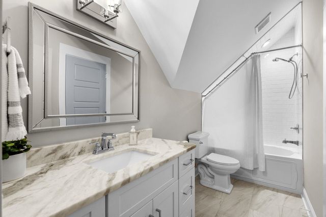 67 Rose Bud Ct., Murrells Inlet, SC 29576
