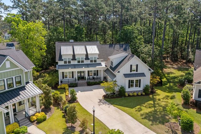 67 Rose Bud Ct., Murrells Inlet, SC 29576