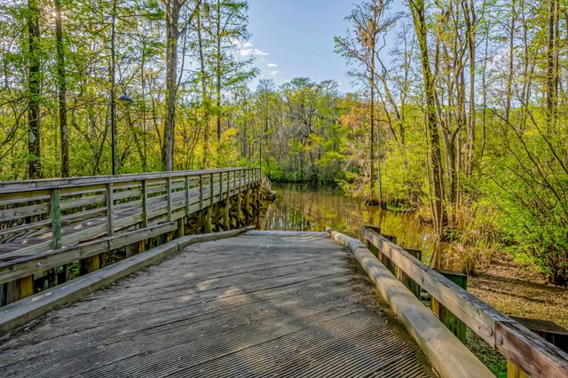 67 Rose Bud Ct., Murrells Inlet, SC 29576