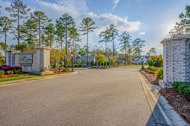 67 Rose Bud Ct., Murrells Inlet, SC 29576