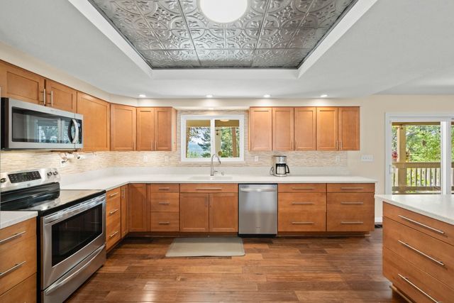330 Gregory Way, Colfax, CA 95713