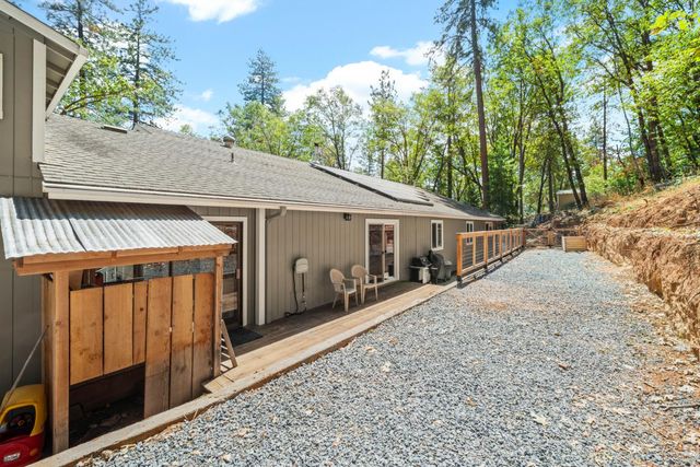 330 Gregory Way, Colfax, CA 95713