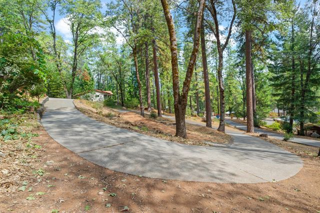 330 Gregory Way, Colfax, CA 95713