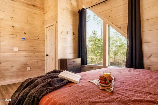 2852 Sequoia Road, Pigeon Forge, TN 37863