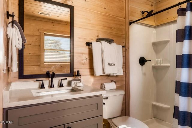 2852 Sequoia Road, Pigeon Forge, TN 37863