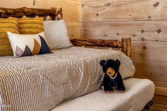 2852 Sequoia Road, Pigeon Forge, TN 37863