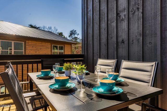 2852 Sequoia Road, Pigeon Forge, TN 37863