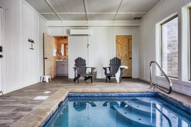 2852 Sequoia Road, Pigeon Forge, TN 37863