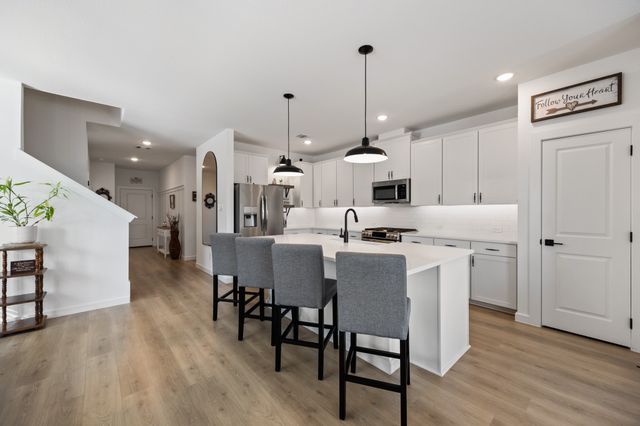 2233 Maple Ridge Drive, Van Alstyne, TX 75495