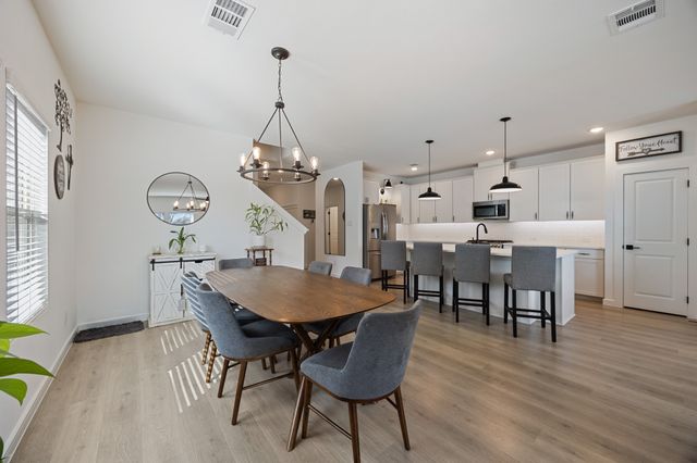 2233 Maple Ridge Drive, Van Alstyne, TX 75495