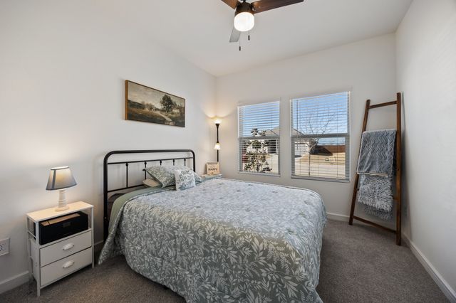 2233 Maple Ridge Drive, Van Alstyne, TX 75495