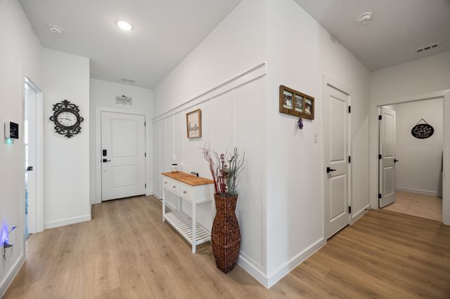 2233 Maple Ridge Drive, Van Alstyne, TX 75495