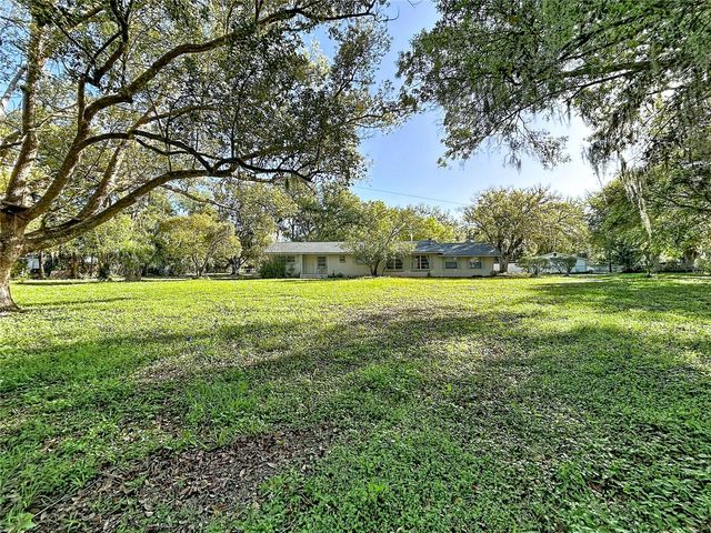 17902 BURNSIDE ROAD, Lutz, FL 33548