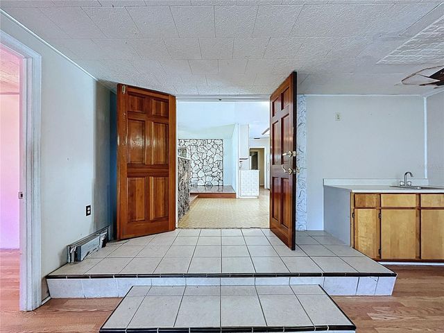 17902 BURNSIDE ROAD, Lutz, FL 33548