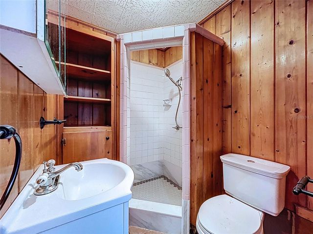 17902 BURNSIDE ROAD, Lutz, FL 33548